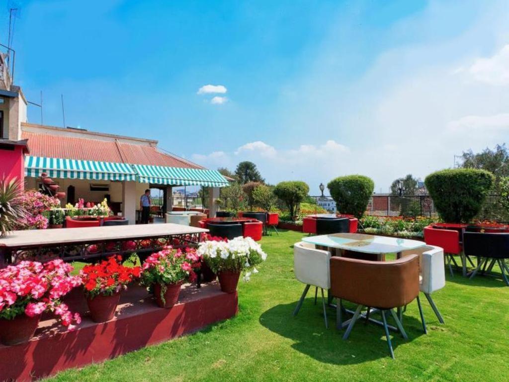 Hotel Mountain Κατμαντού Εξωτερικό φωτογραφία